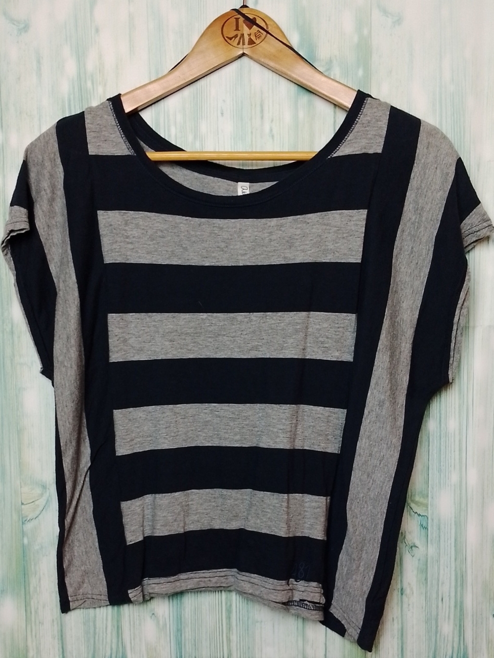 Aeropostale Oversized Boxy Crop Top Horizontal & Vertical Stripes Blue & Gray